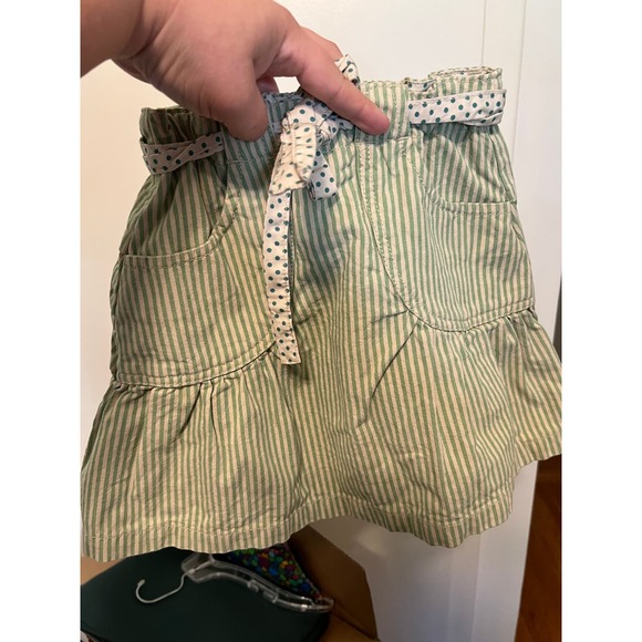 Mini A Ture Copenhagen Seersucker vest, skirt set size 2 - Picture 4 of 6